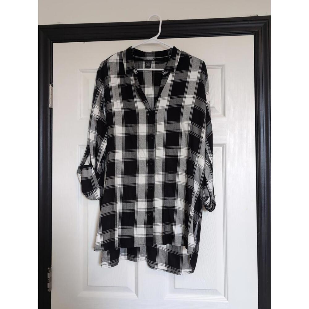 Large black and white flannel